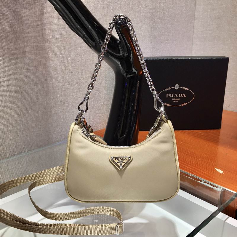 Cheapest Prada 56506 Monorgram Vernis Series Handbag Grey And Black Replica