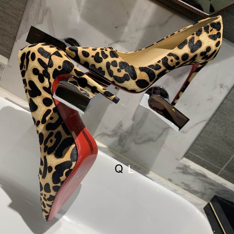 Christian Louboutin Woman Shoes Clws347 Replicas For Sale