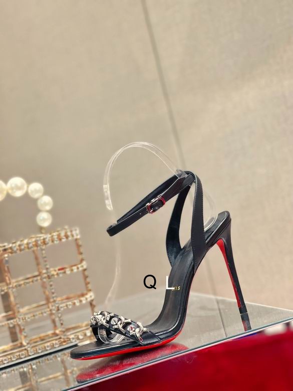 High Quality Christian Louboutin Woman Shoes Clws361 Replica