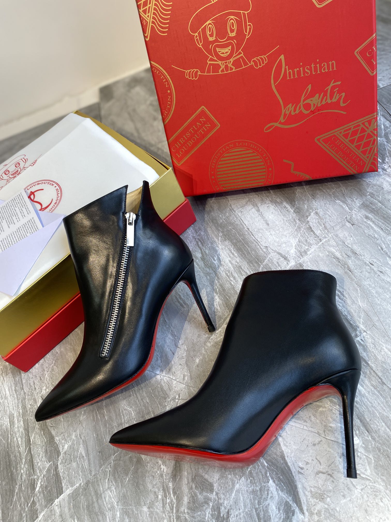 Cheapest Christian Louboutin Woman Shoes Clws554 Replica