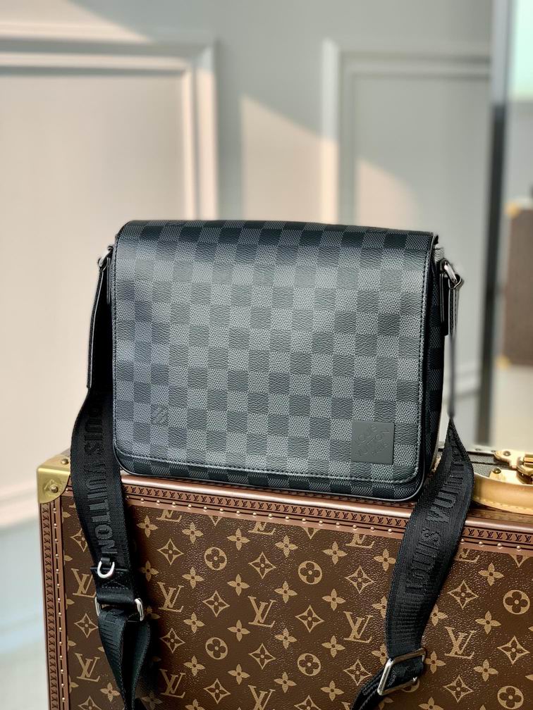 Replica New Arrival Aaa Lv Bags Nalvb227