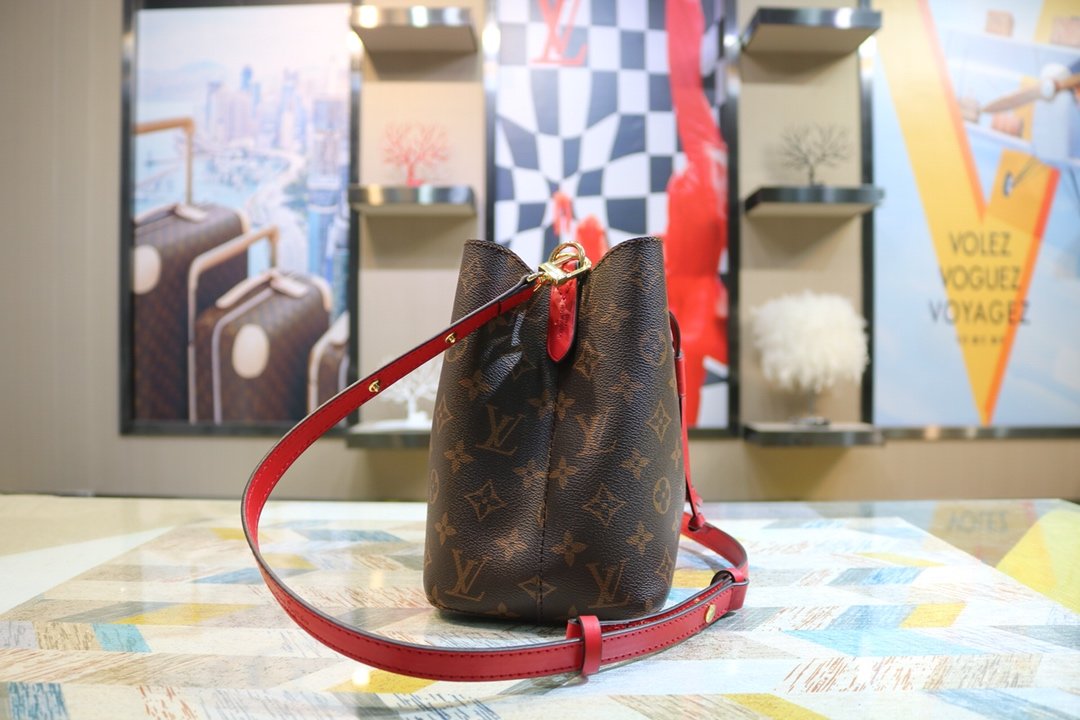 Cheap New Arrival Aaa Lv Bags Nalvb784 Replica