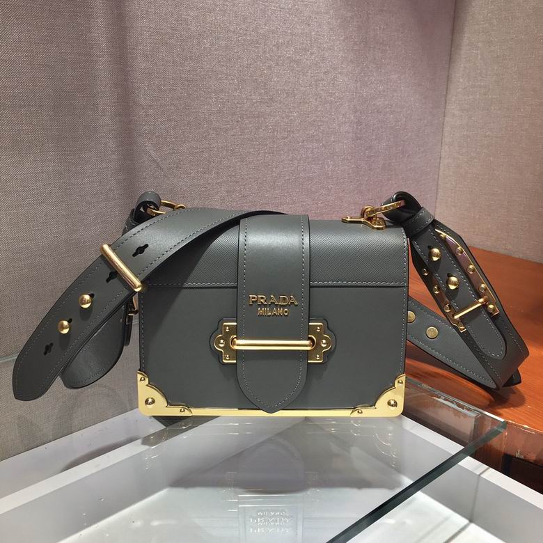 Best New Prada Handbags Ngpb048 Replica